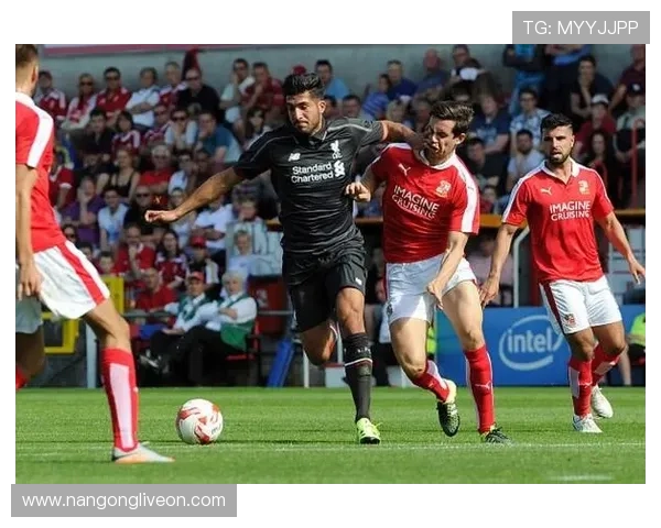 斯温登俱乐部最新动态与未来赛季发展趋势全面解析